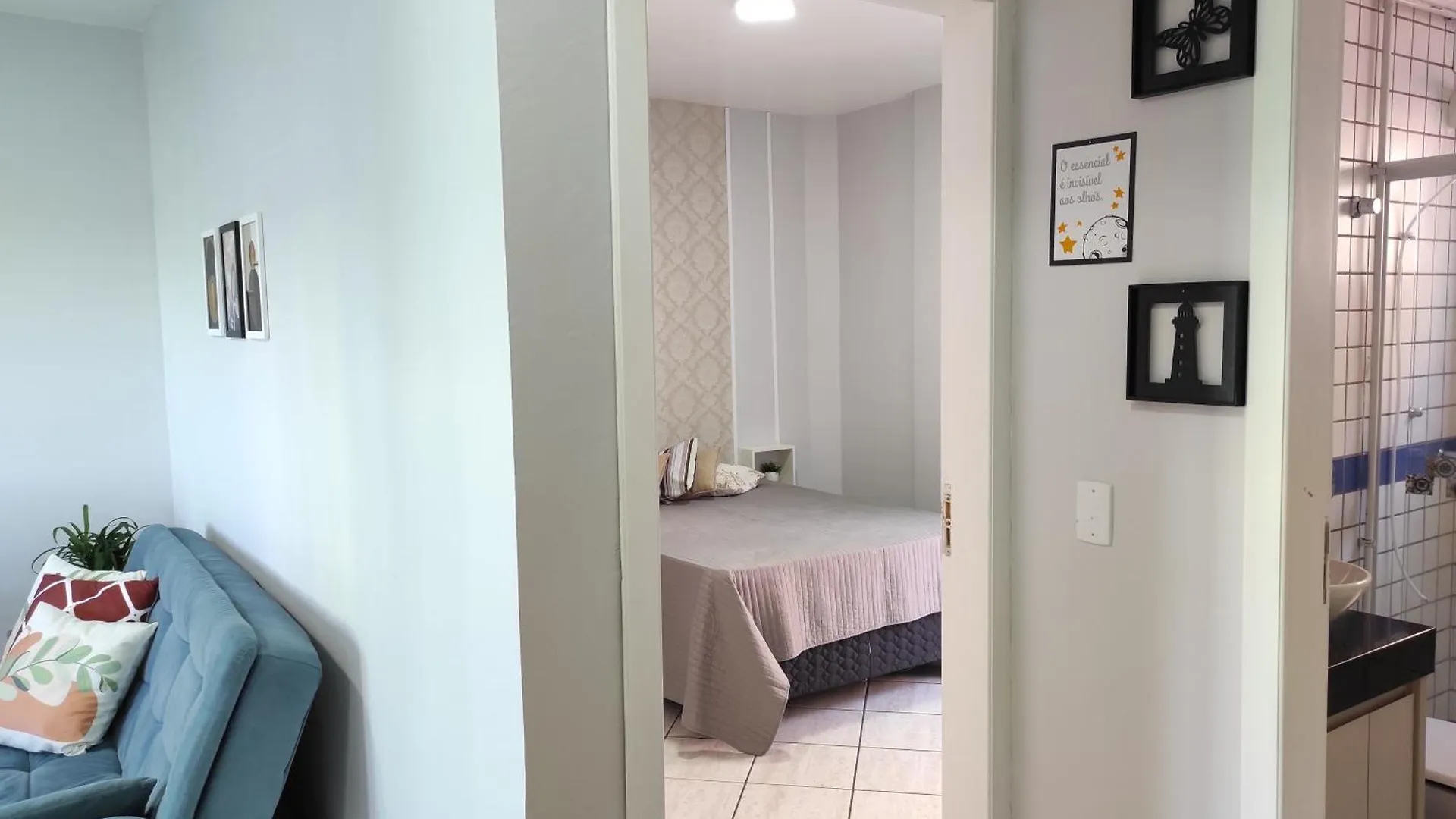 APTO 50M PRAIA- 4 PESSOAS, WIFI, SACADA, CHURRASQUEIRA, GARAGEM PARA VEICULOS PEQUENOS - Residencial Roveda Bombinhas Apartamento